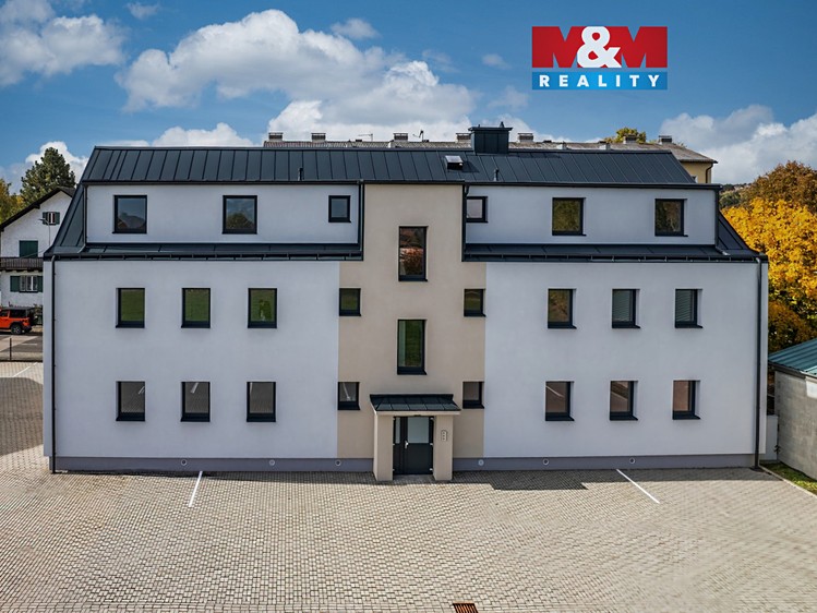 Prodej činžovního domu 289 m² - foto 1