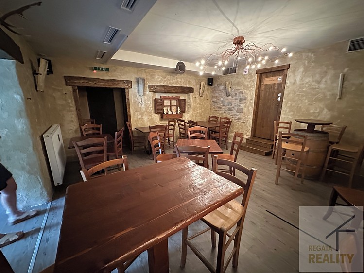 Prodej restaurace 120 m² - foto 4