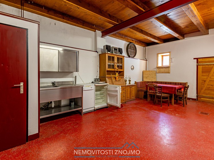 Prodej vinného sklepa 177 m² - foto 5
