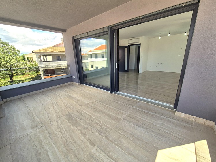 Prodej bytu 3+kk 75 m² - foto 1