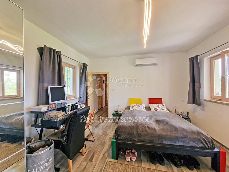 Prodej rodinného domu 135 m², pozemek 1 500 m² - foto 8