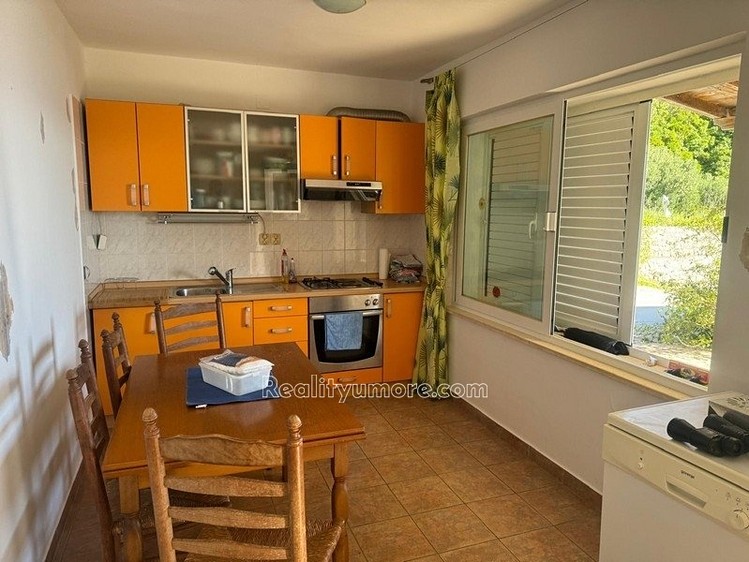 Prodej  rodinného domu 190 m², pozemek 1 502 m² - foto 6