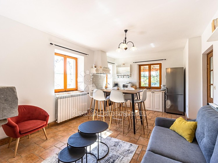 Prodej  rodinného domu 154 m², pozemek 2 000 m² - foto 8