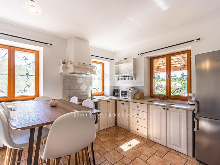 Prodej  rodinného domu 154 m², pozemek 2 000 m² - foto 5