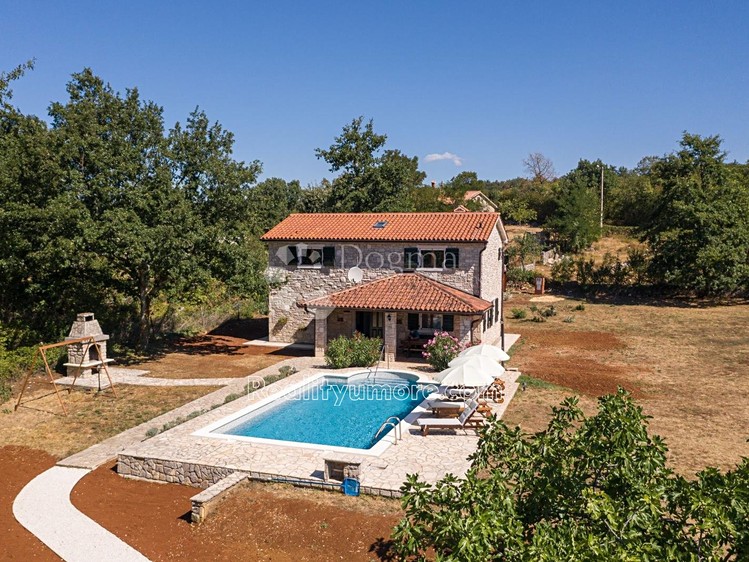 Prodej  rodinného domu 154 m², pozemek 2 000 m² - foto 6