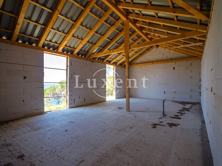 Prodej stavebního pozemku 8 880 m² - foto 4