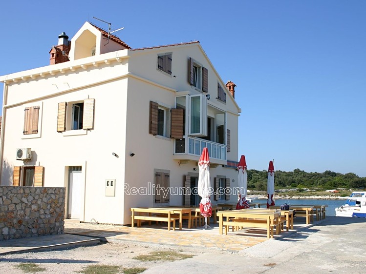 Prodej restaurace 292 m² - foto 1