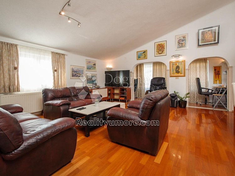 Prodej ubytovacího zařízení 700 m² - foto 3