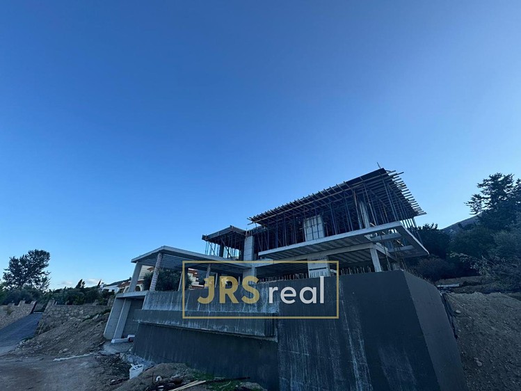 Prodej vily 320 m², pozemek 1 338 m² - foto 4