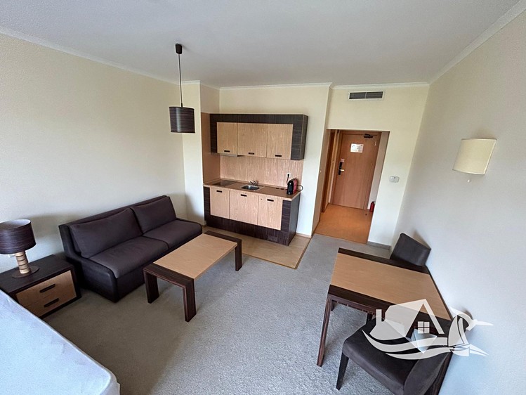 Prodej bytu 1+kk 44 m² (Jednopodlažní) - foto 3