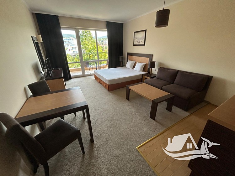 Prodej bytu 1+kk 44 m² (Jednopodlažní) - foto 7