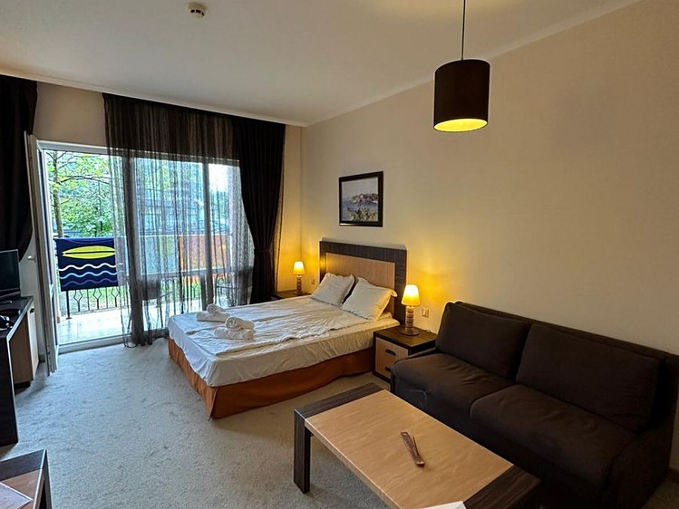 Prodej bytu 1+kk 41 m² (Jednopodlažní) - foto 4