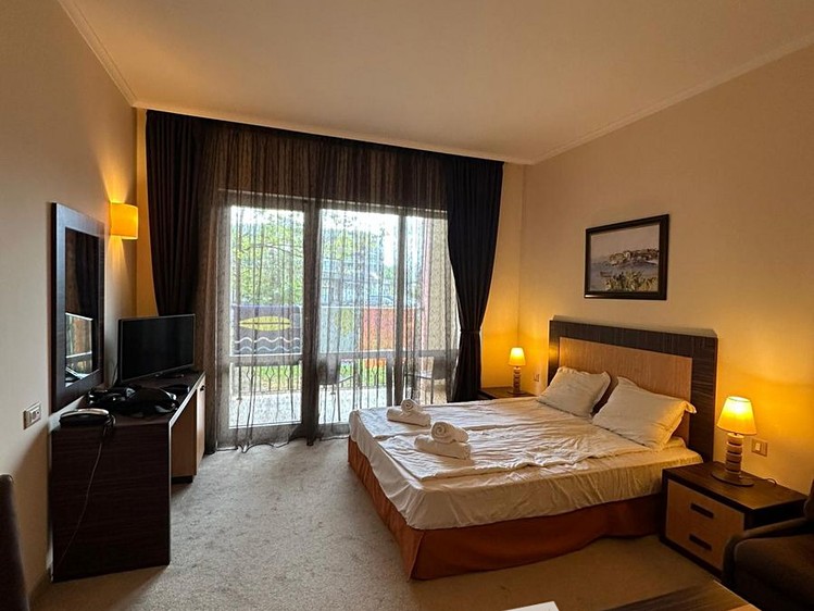 Prodej bytu 1+kk 41 m² (Jednopodlažní) - foto 2
