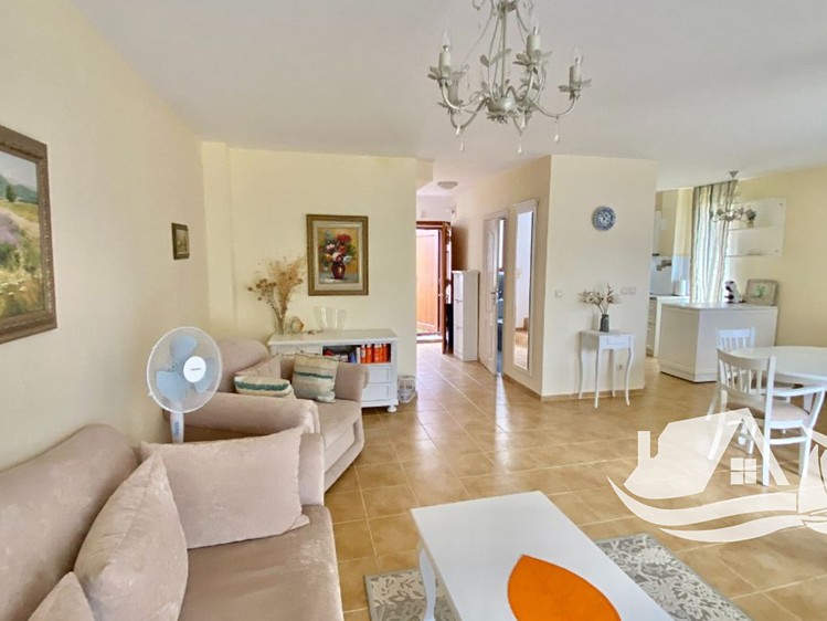 Prodej rodinného domu 140 m², pozemek 80 m² - foto 4