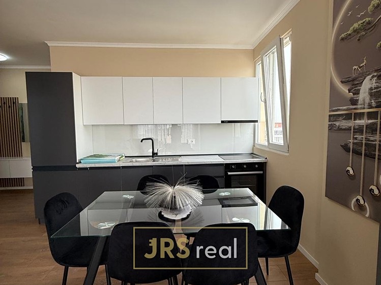 Prodej bytu 3+kk 75 m² - foto 1