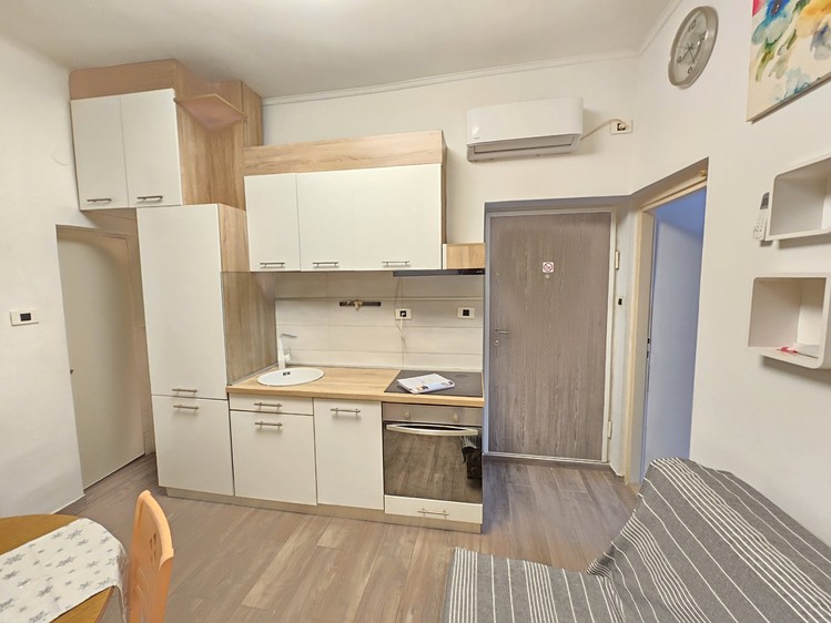 Prodej bytu 2+kk 28 m² (Jednopodlažní) - foto 3