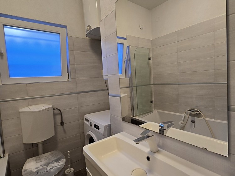 Prodej bytu 2+kk 28 m² (Jednopodlažní) - foto 7