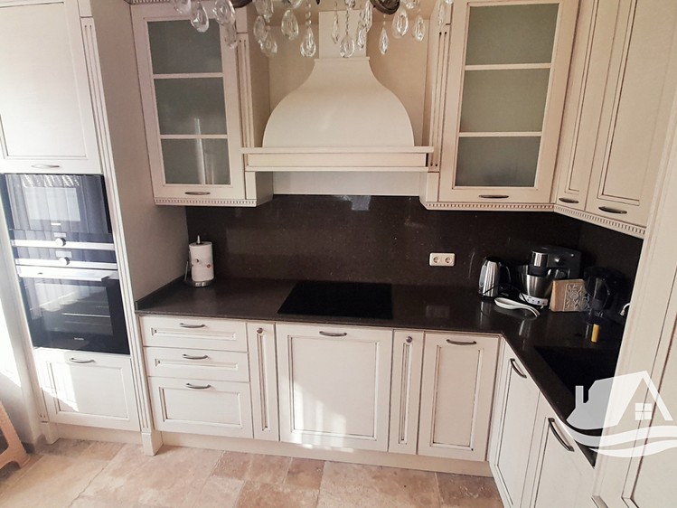 Prodej bytu 5+kk 378 m² (Mezonet) - foto 4