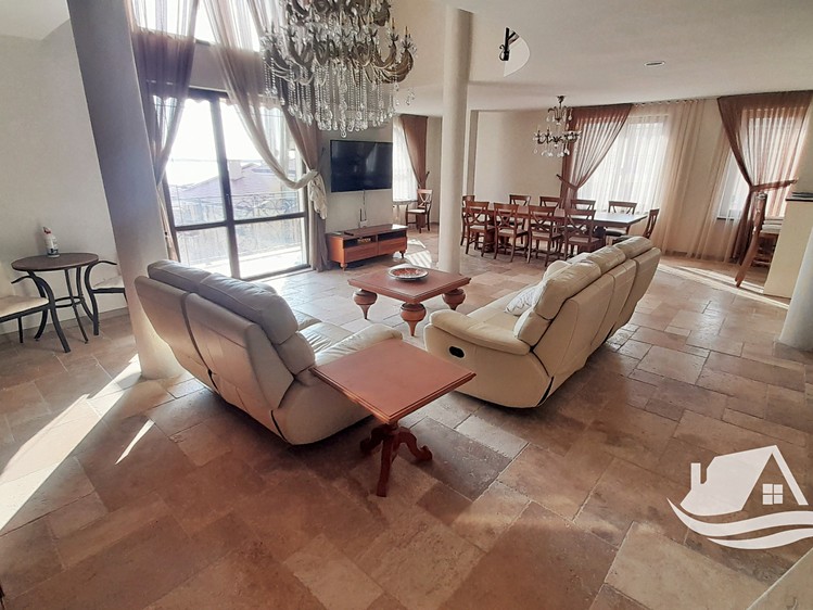 Prodej bytu 5+kk 378 m² (Mezonet) - foto 7