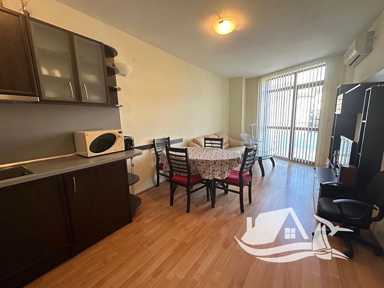 Prodej bytu 2+kk 62 m² (Jednopodlažní) - foto 2