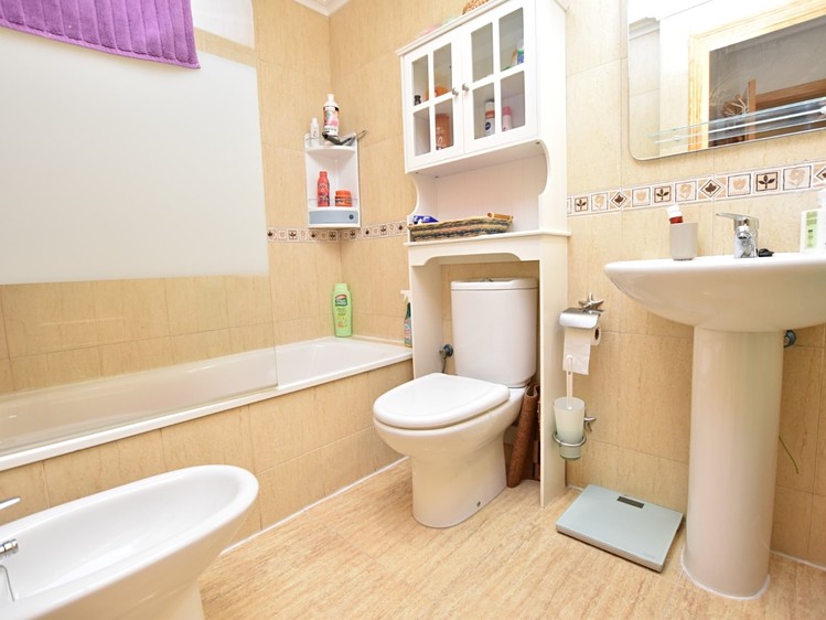 Prodej bytu 3+1 70 m² (Jednopodlažní) - foto 7