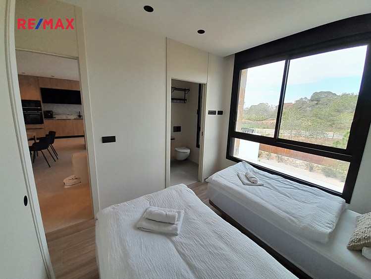 Pronájem bytu 3+kk 75 m² (Jednopodlažní) - foto 7