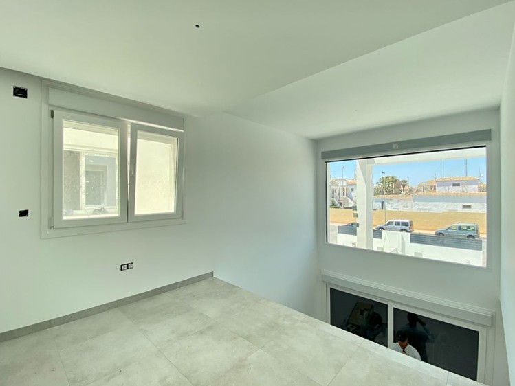 Prodej vily 238 m², pozemek 420 m² - foto 8