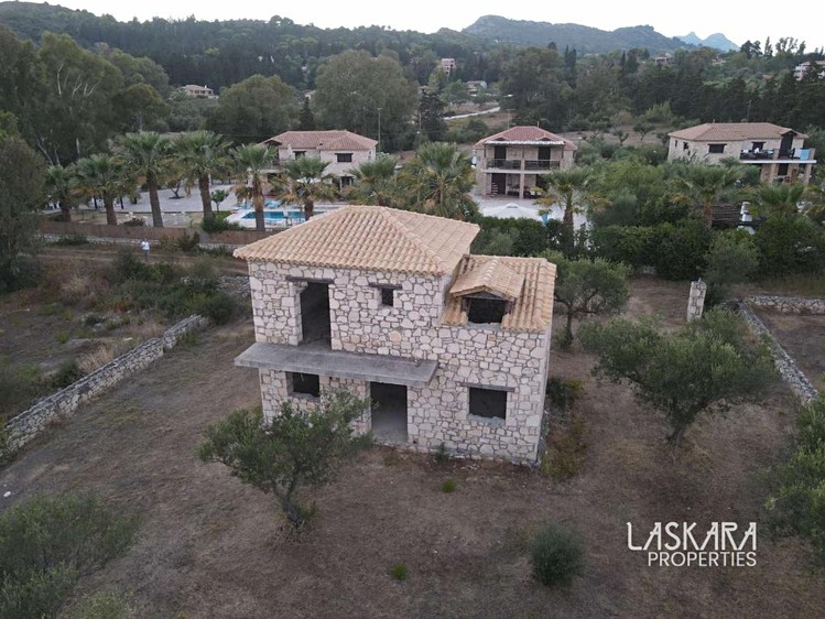 Prodej rodinného domu 100 m², pozemek 950 m² - foto 2