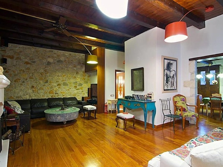 Prodej rodinného domu 221 m², pozemek 96 m² - foto 4