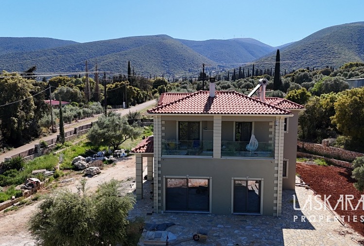 Prodej vily 145 m², pozemek 2 000 m² - foto 4