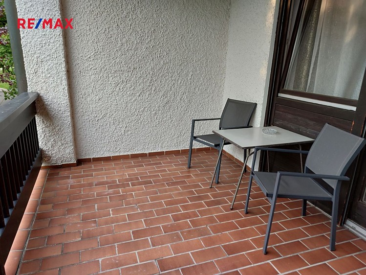 Prodej bytu 1+kk 33 m² - foto 3