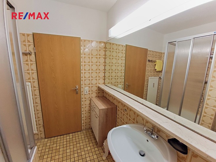 Prodej bytu 1+kk 38 m² (Jednopodlažní) - foto 6
