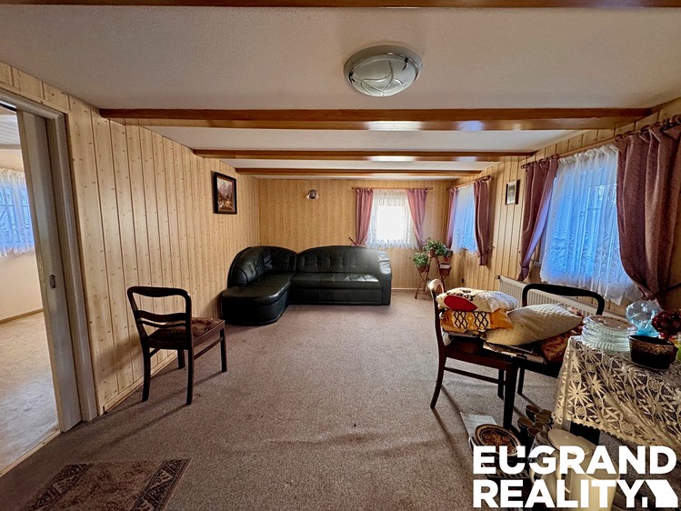 Prodej rodinného domu 280 m², pozemek 1 250 m² - foto 4