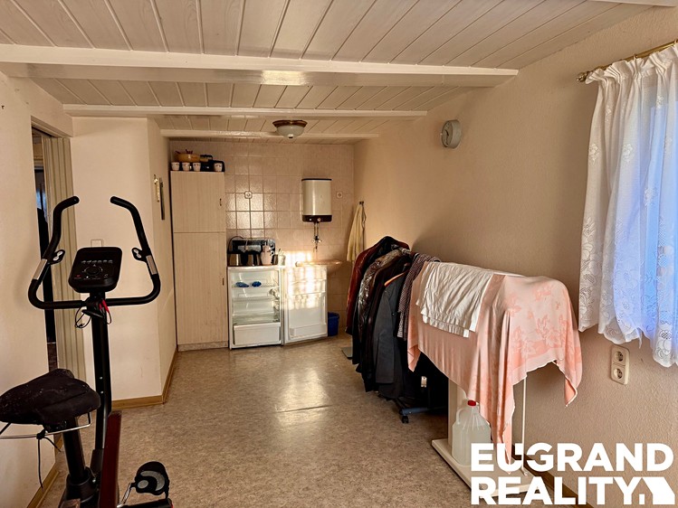 Prodej rodinného domu 280 m², pozemek 1 250 m² - foto 5