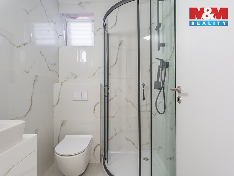 Prodej činžovního domu 300 m² - foto 3
