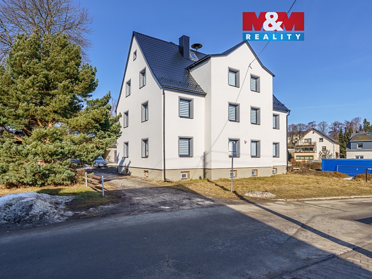 Prodej činžovního domu 300 m² - foto 1