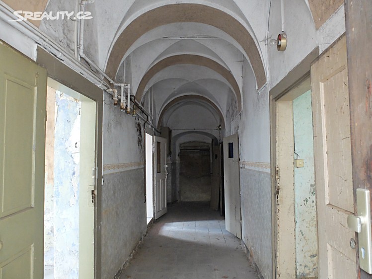 Prodej činžovního domu 300 m² - foto 4