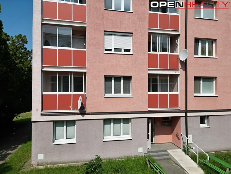 Prodej bytu 4+1 75 m² - foto 2