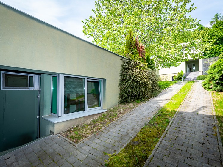 Prodej vily 460 m², pozemek 874 m² - foto 3