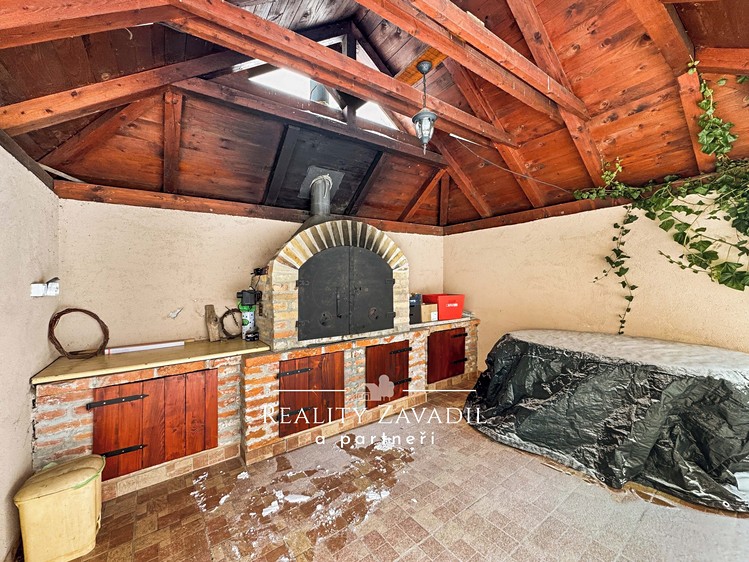 Prodej chaty 200 m², pozemek 1 244 m² - foto 2