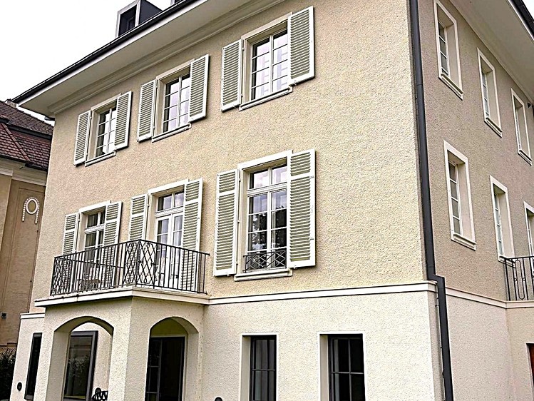 Prodej rodinného domu 435 m², pozemek 1 000 m² - foto 1