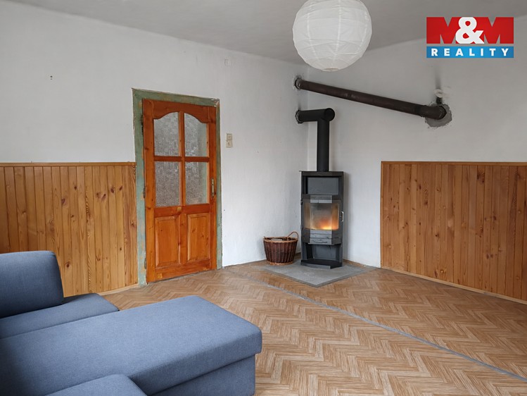 Prodej rodinného domu 138 m², pozemek 2 200 m² - foto 4