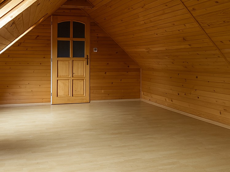 Prodej rodinného domu 138 m², pozemek 2 200 m² - foto 7