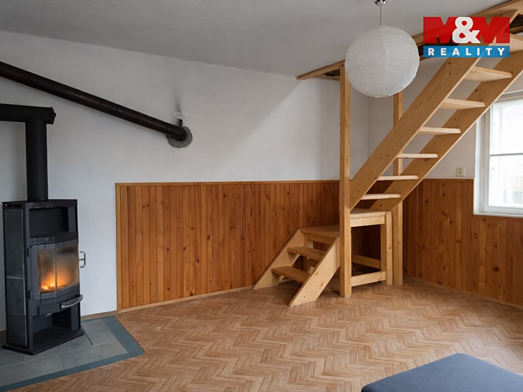 Prodej rodinného domu 138 m², pozemek 2 200 m² - foto 5