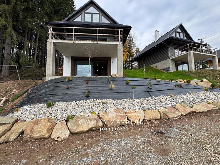 Prodej chaty 100 m², pozemek 500 m² - foto 1