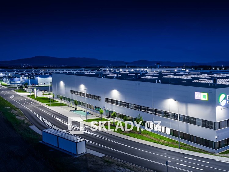 Pronájem skladového prostoru 3 000 m² - foto 2