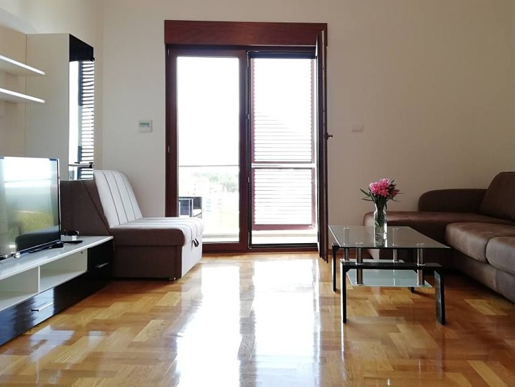 Prodej bytu 1+kk 47 m² - foto 2