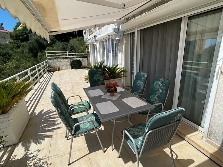 Prodej bytu 3+kk 61 m² - foto 1
