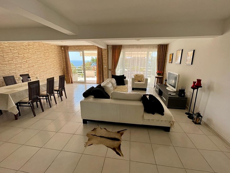 Prodej bytu 3+kk 61 m² - foto 4
