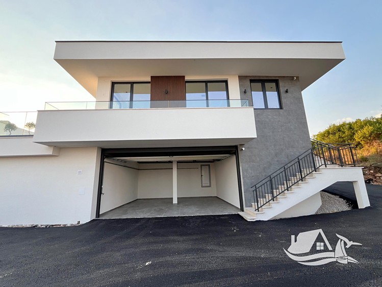 Prodej  vily 115 m², pozemek 250 m² - foto 3